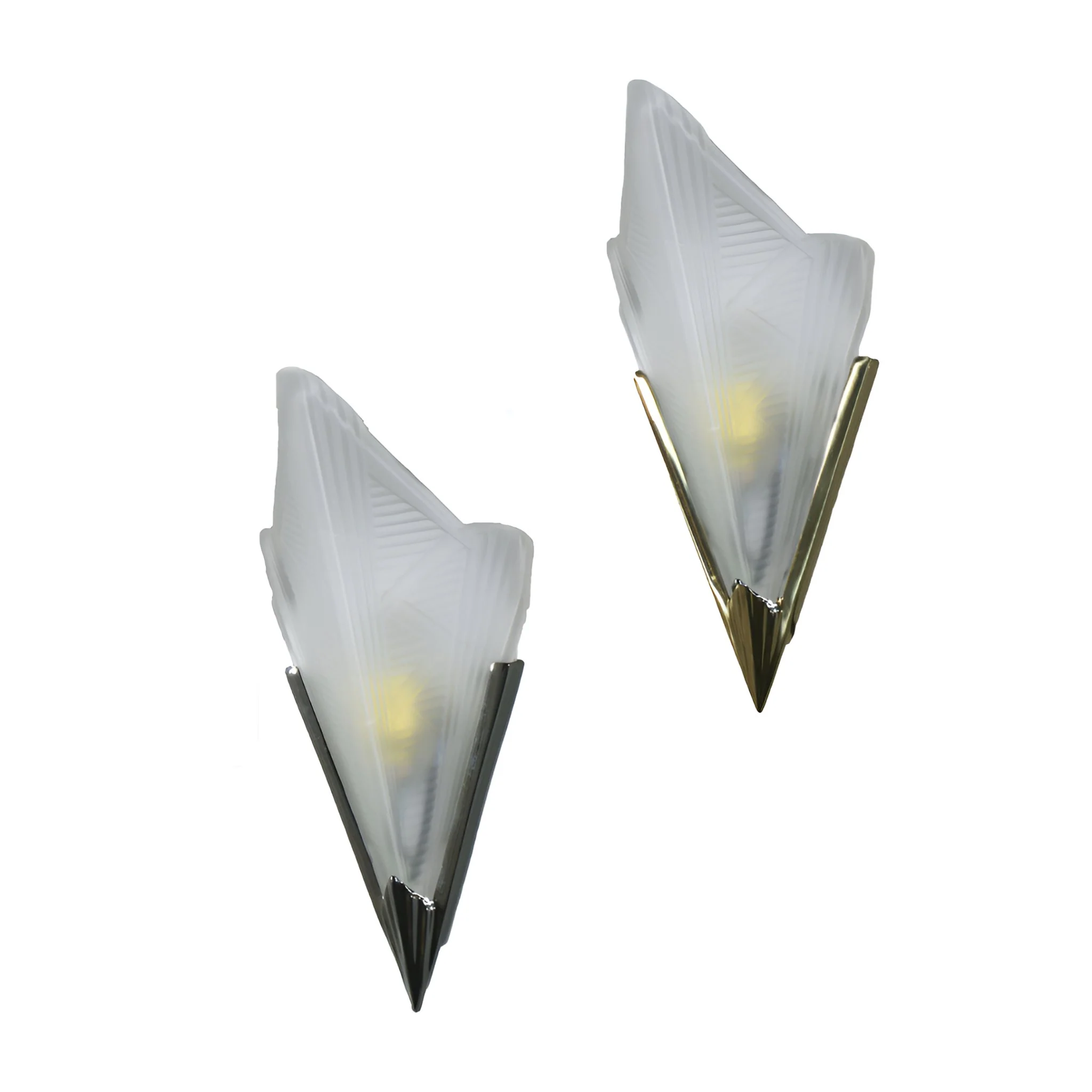 7011 1 Light Sconce Wall Light - Brass or Chrome