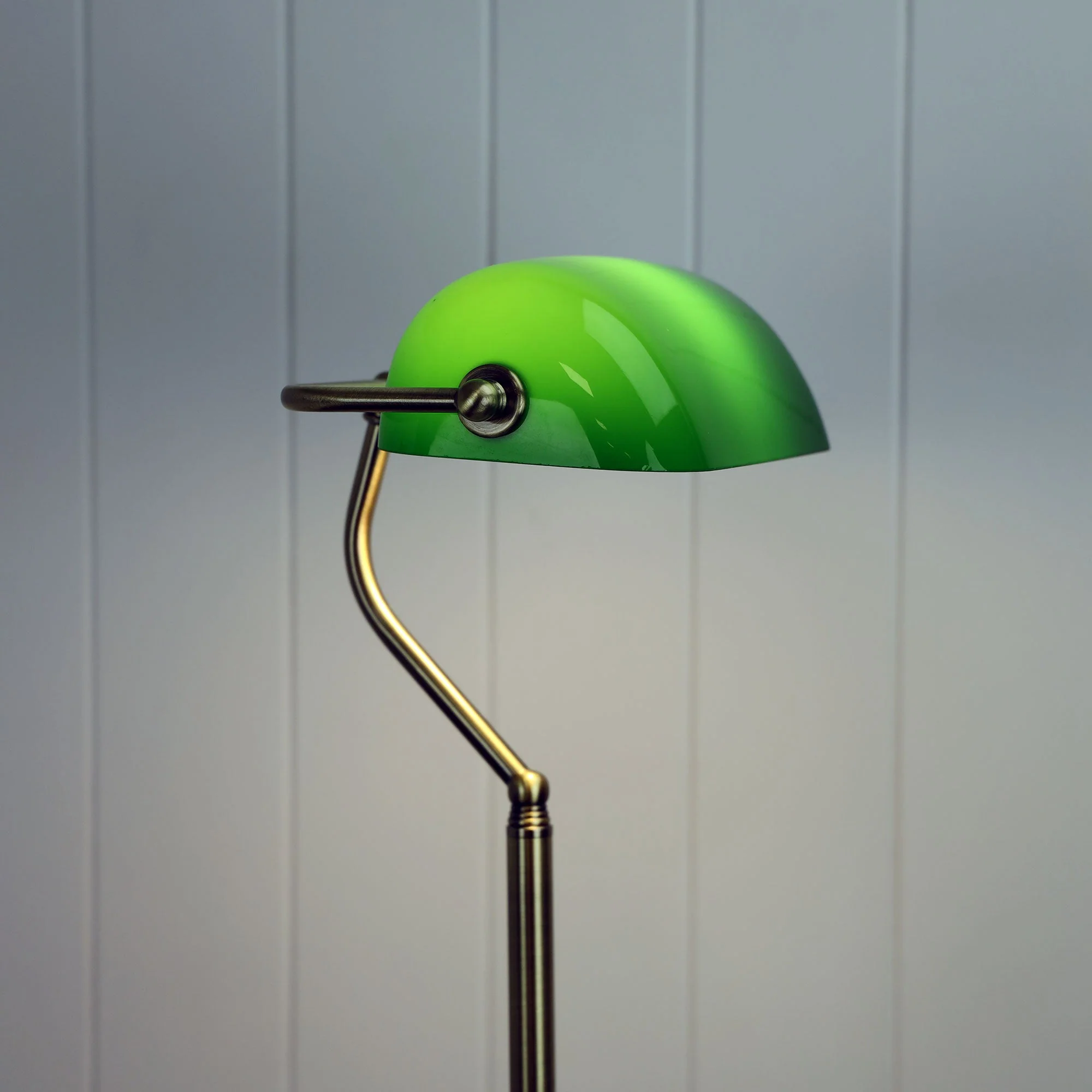 Bankers 1 Light Floor Lamp Antique Brass & Green - OL99443AB - Image 2