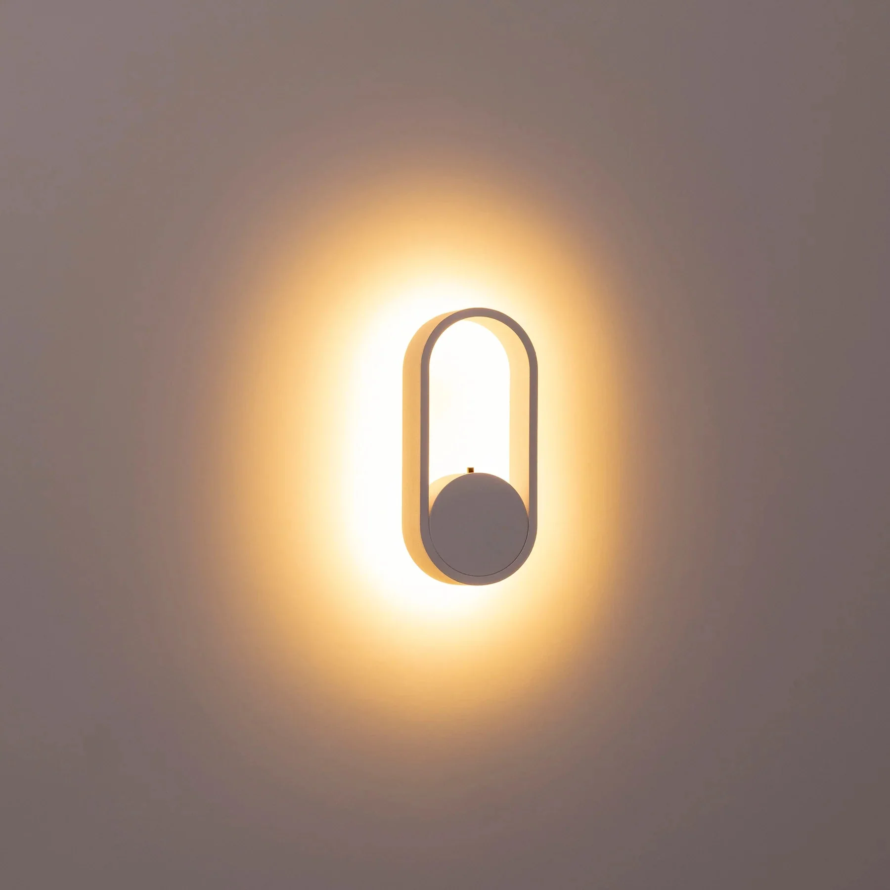 Ovale Indoor LED Wall Light in Black, Black/Brass, White, White/Brass Havit Lighting - HV8080T - Image 19