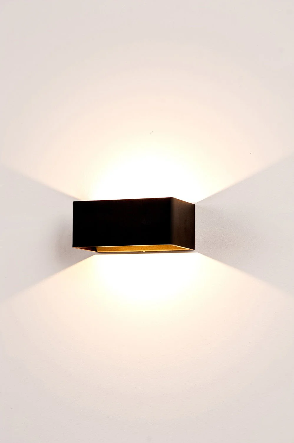 Up & Down LED Wall Light 9w in Black Or White Havit Lighting - HV3665T