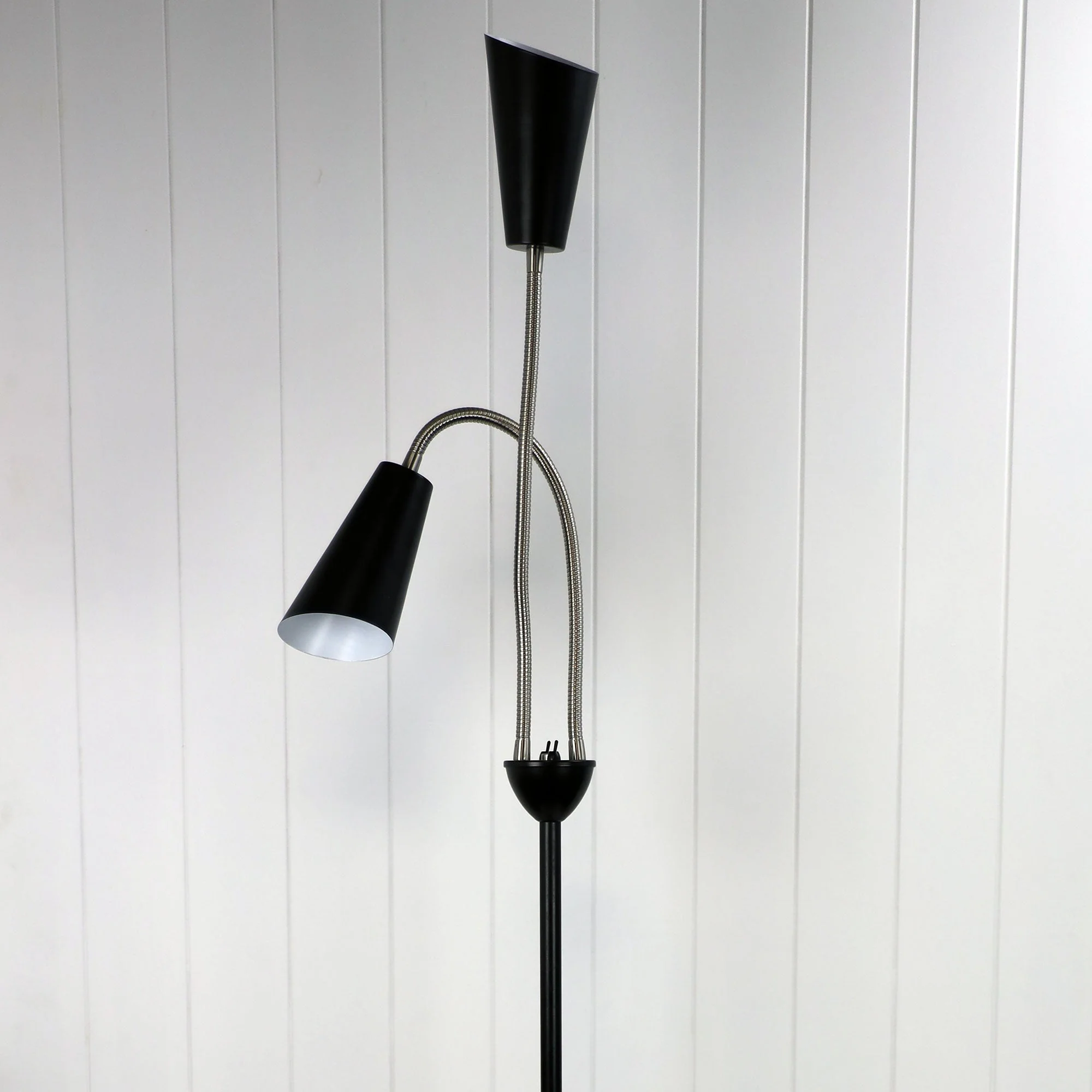 Walt 2 Light Floor Lamp Black & Brushed Chrome - SL98812BC - Image 4